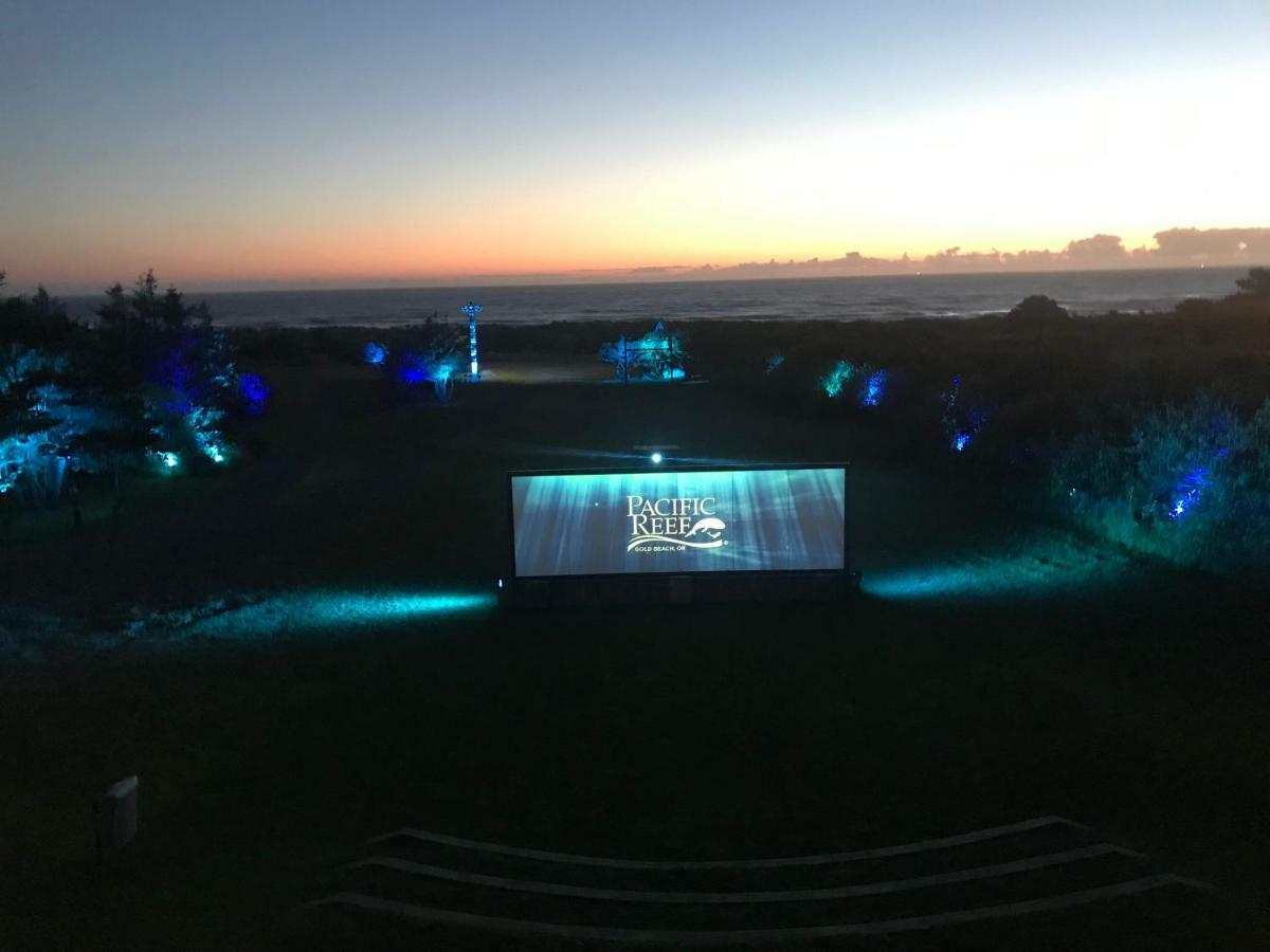 Pacific Reef Hotel & Light Show Gold Beach Eksteriør bilde